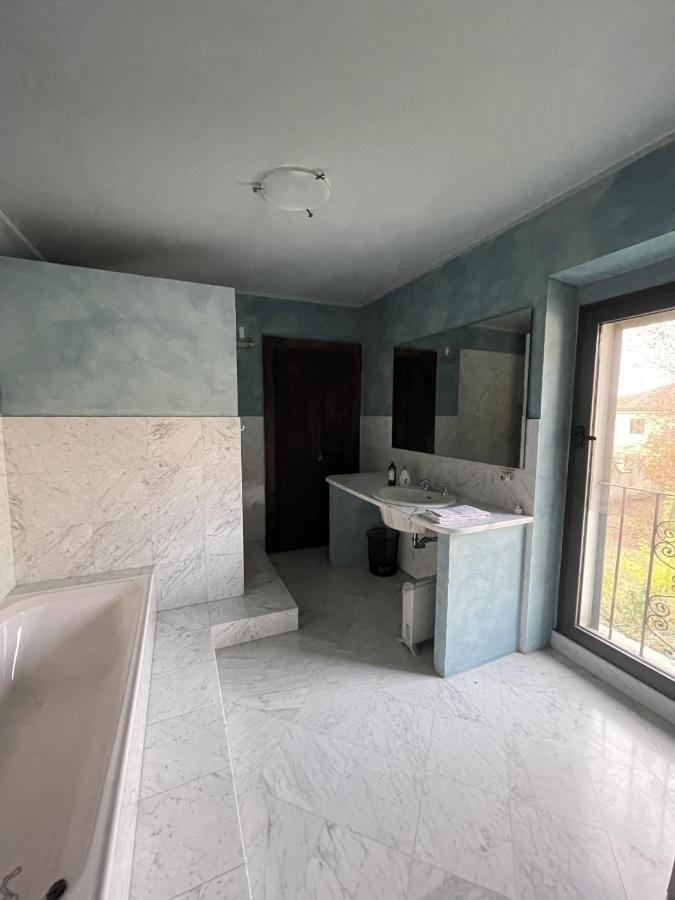 Вилла Affascinante Casale Brambilla Vicino Pavia San Zenone al Po Экстерьер фото